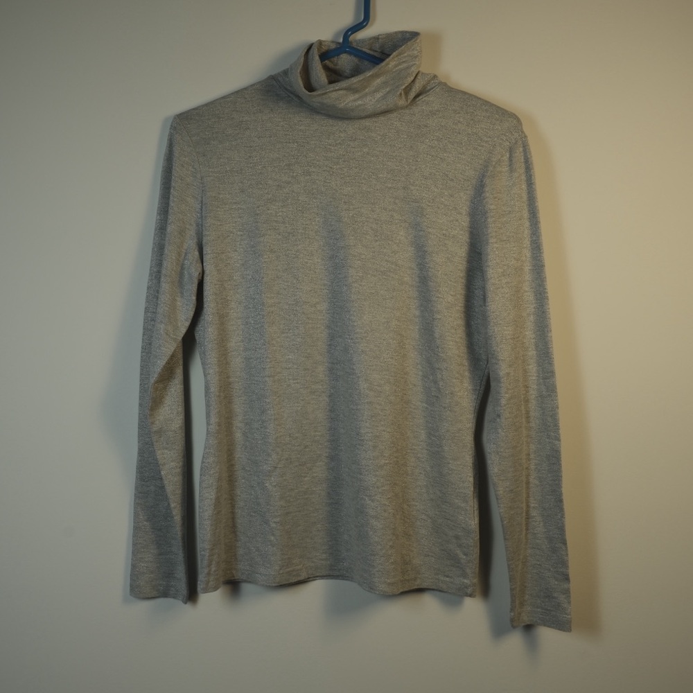 Maria Bellantani Silver Sparkly Holiday Turtleneck in Size Medium